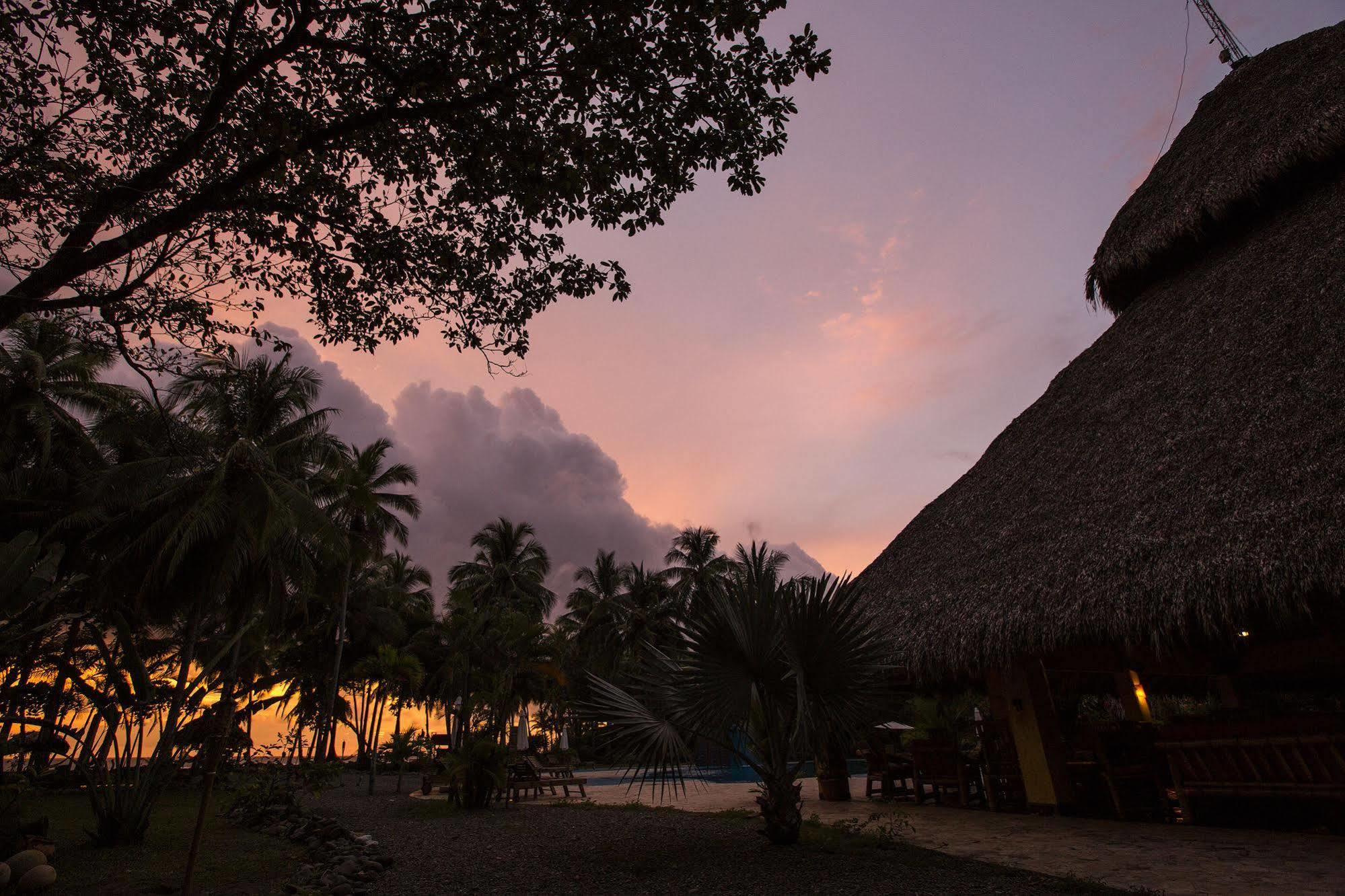 Clandestino Beach Resort ปาร์ริตา ภายนอก รูปภาพ