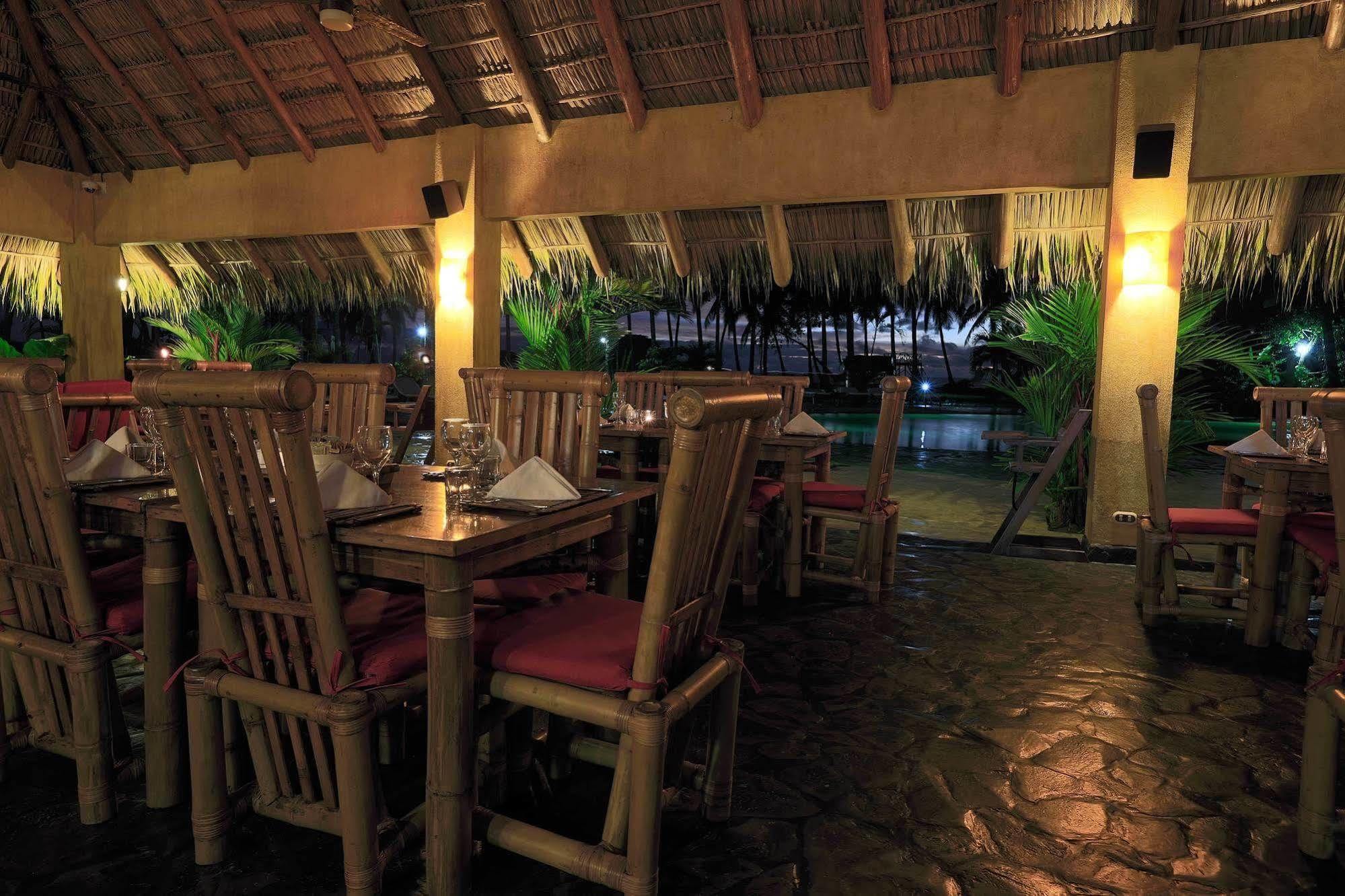 Clandestino Beach Resort ปาร์ริตา ภายนอก รูปภาพ