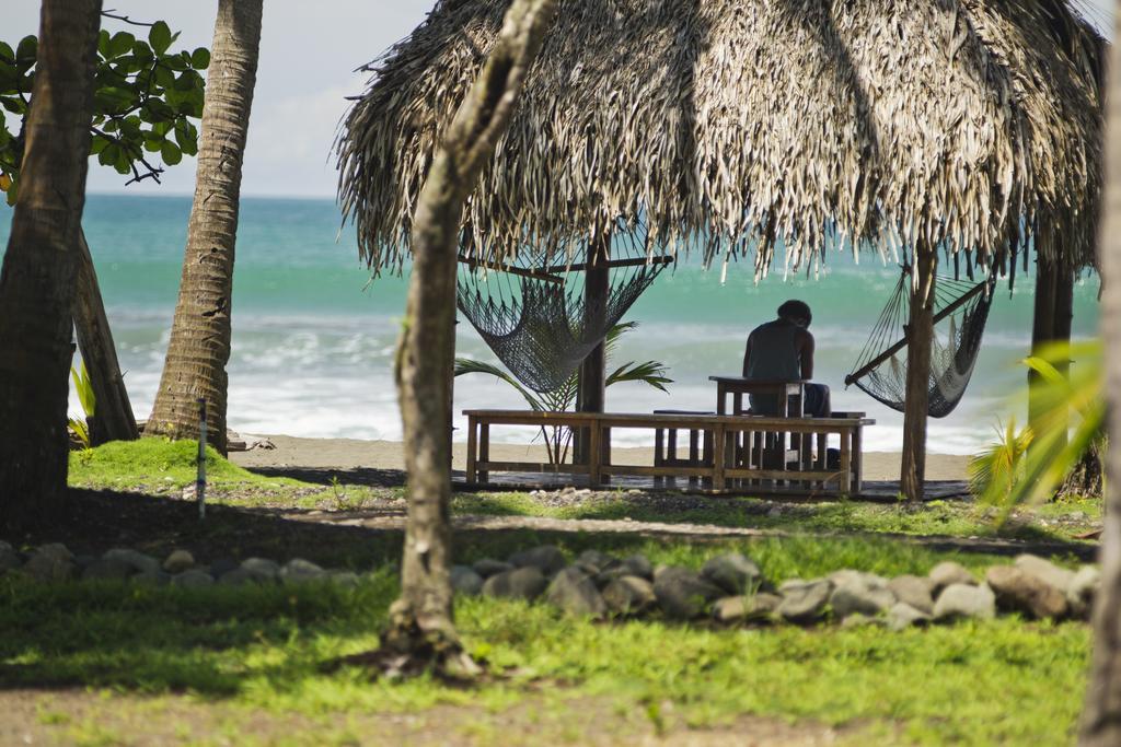 Clandestino Beach Resort ปาร์ริตา ภายนอก รูปภาพ